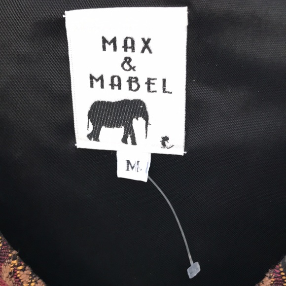 Max & Mabel Women’s Tapestry Vest Size M - Picture 2 of 5